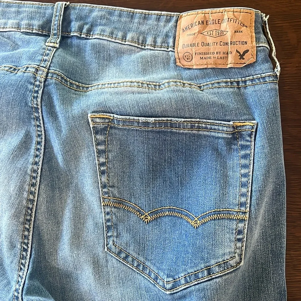 American Eagle Extreme Flex Skinny Men’s Jeans 33X30. Factory faded Blue